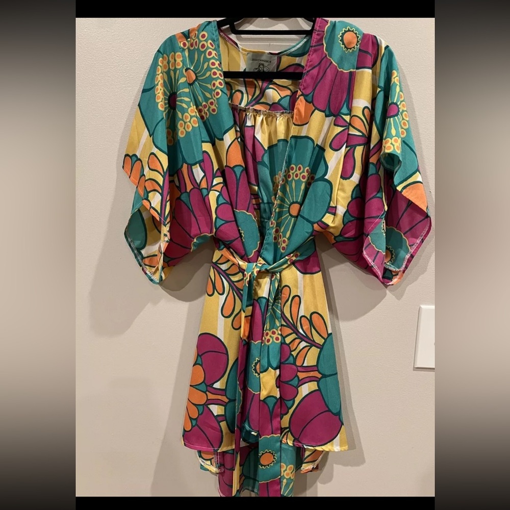 Judith March Multicolor Kimono With Belt Size Small
